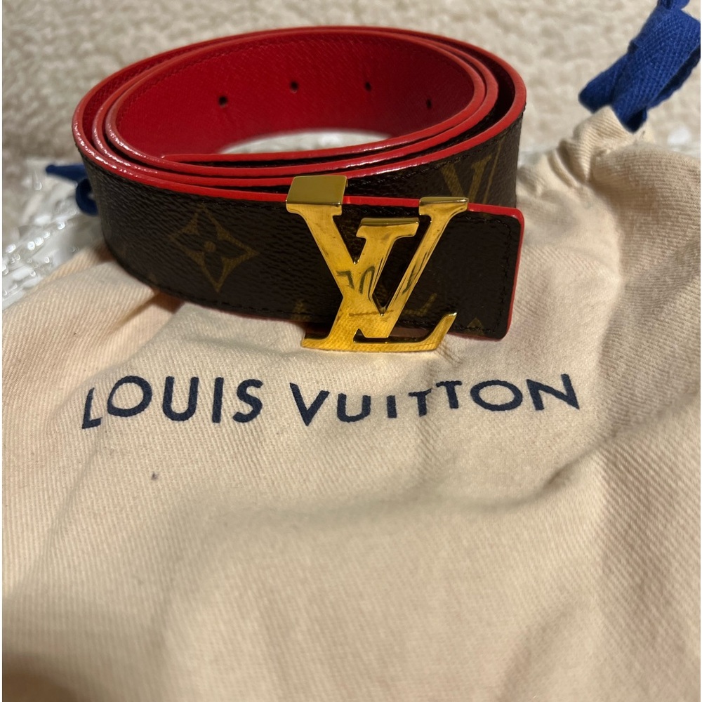 Authentic Louis Vuitton 30 mm reversible belt Monogram/Red**Size 85**.